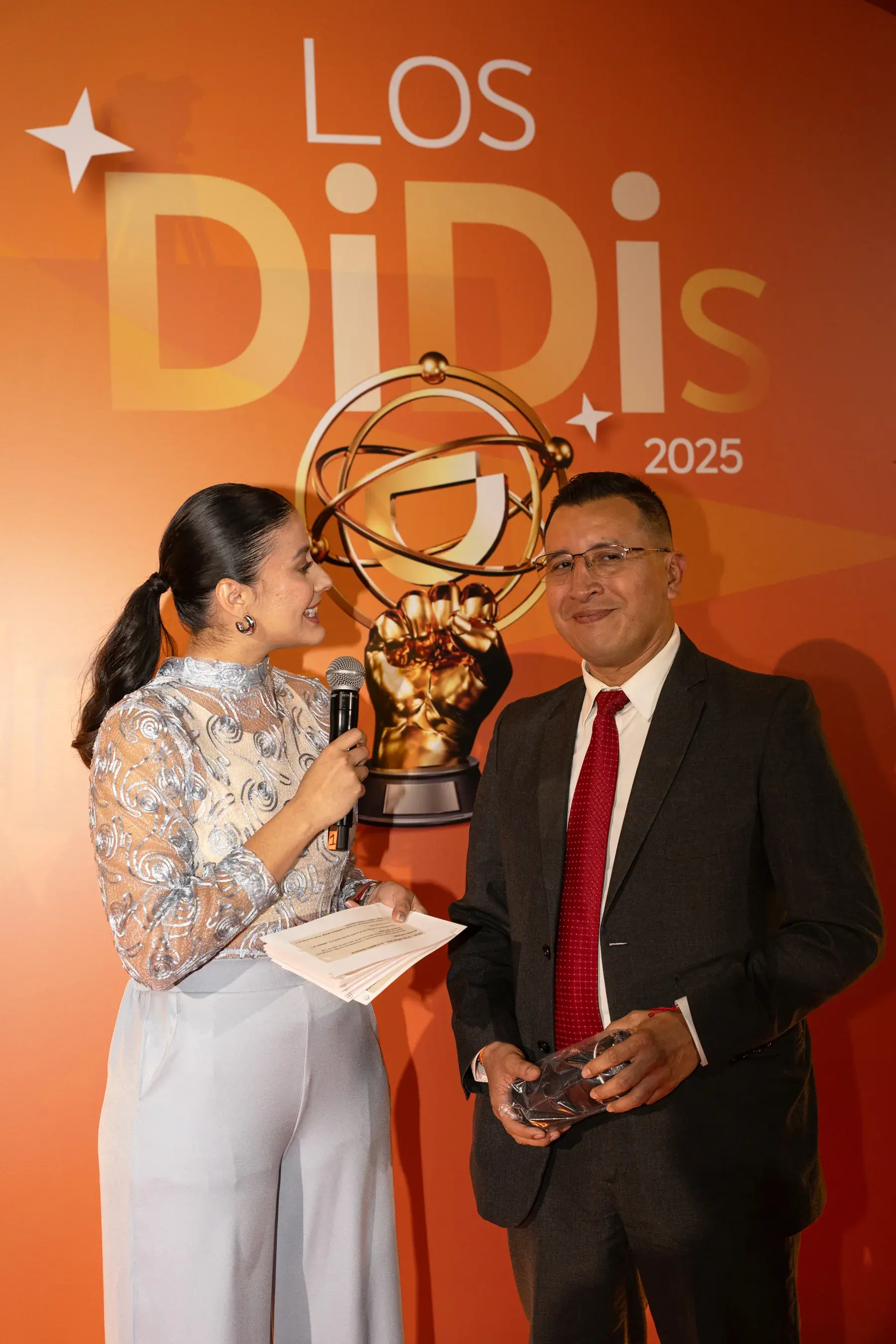 Alfombra de Los DiDis, premiación producida por Enso Media