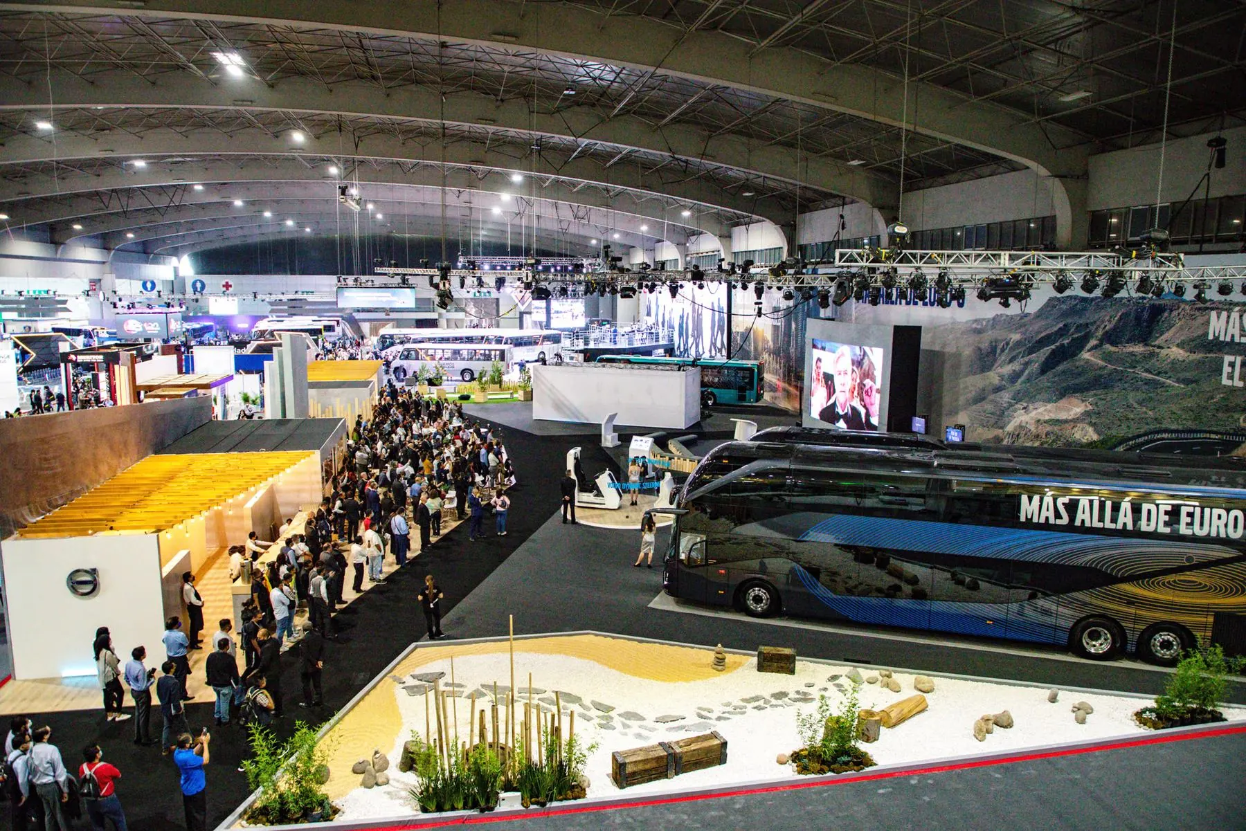 Stand de exposición producido por Enso Media
